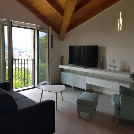 בית הארחה Stella Maggiore 4*